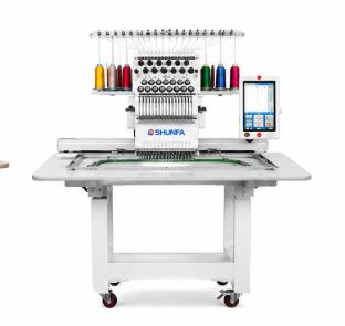 SHINFA SF1201 ماكينه تطريز راس واحد 12 ابره SHUNFA SF1201 ماكينة تطريز صناعية رأس واحد – 12 إبرة